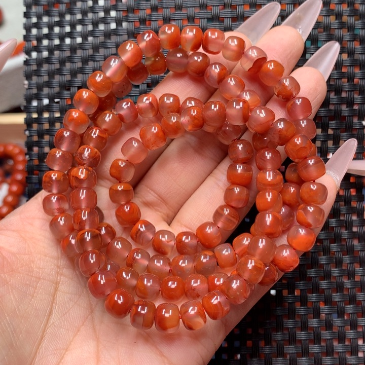 南红玛瑙手串未镶嵌7mm
