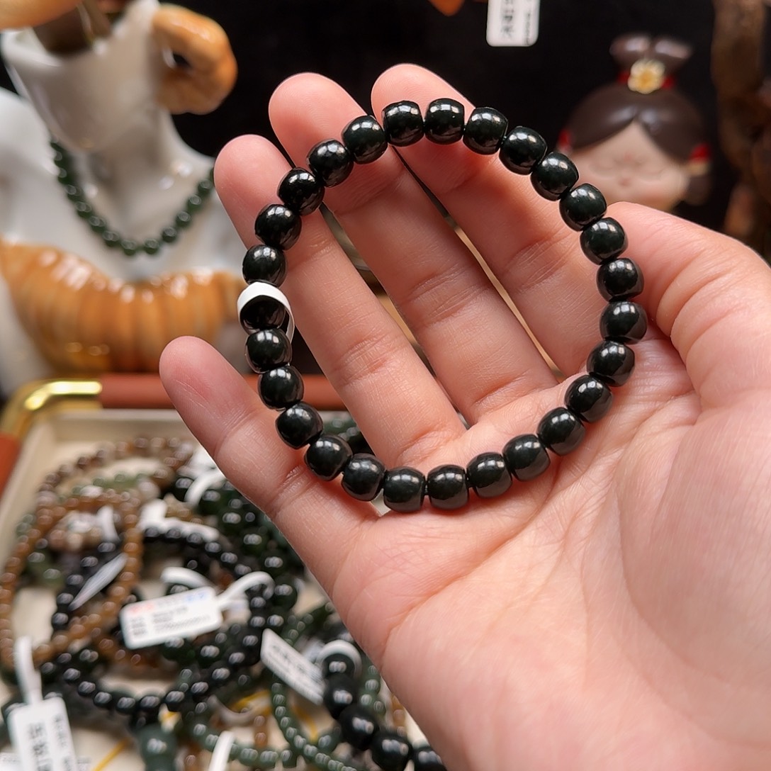 和田玉未镶嵌手串