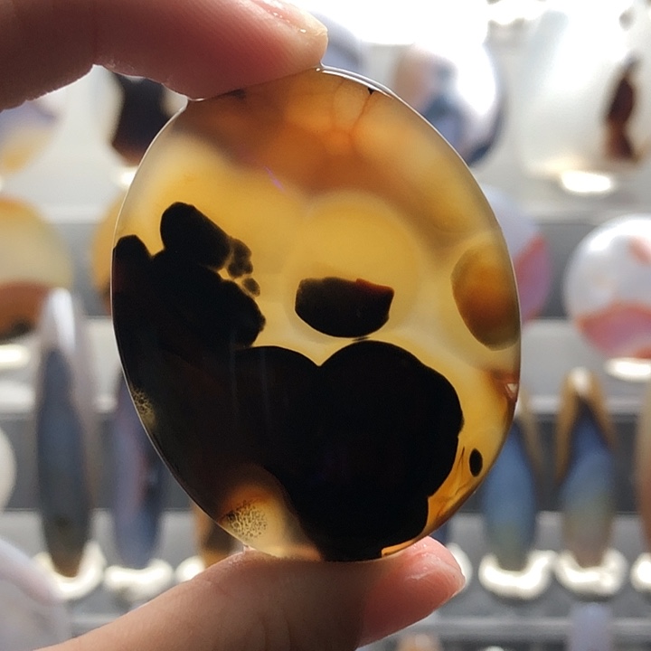 玛瑙/玉髓未镶嵌珠宝半成品188