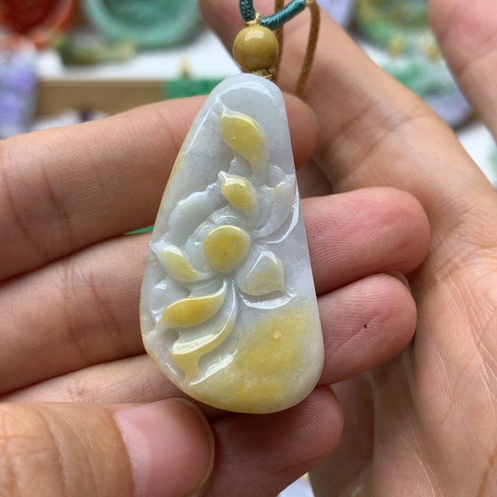 颈饰未镶嵌翡翠翡翠