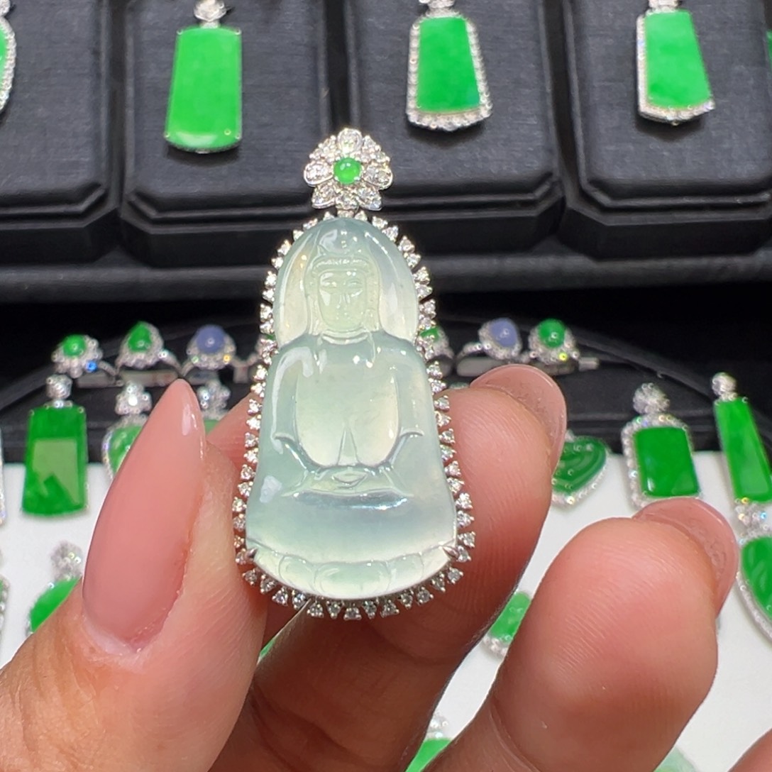 翡翠18K金镶嵌颈饰收到货48小时鉴赏期