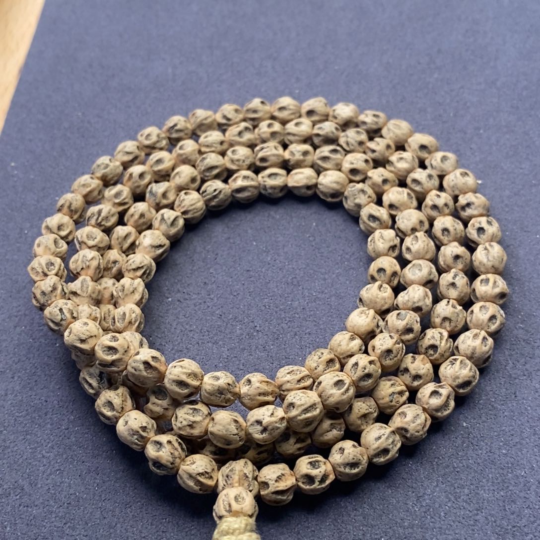 柏香籽/百香籽吊坠一**生