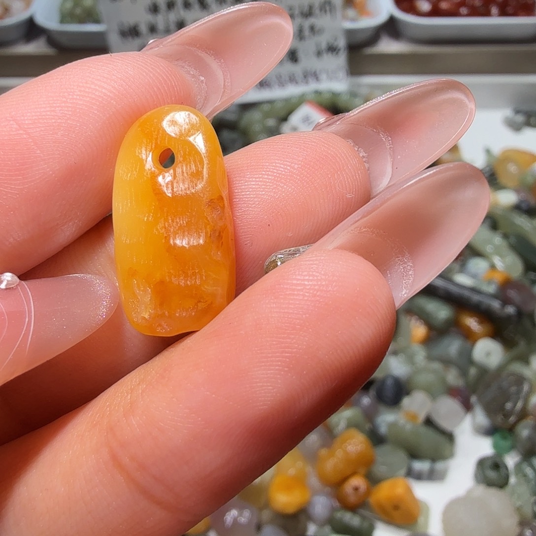 鱼***狗和田玉未镶嵌珠宝奇石