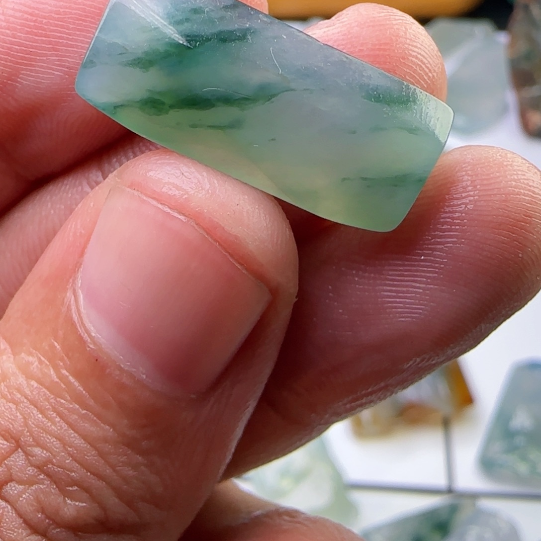 未镶嵌定制翡翠不包工