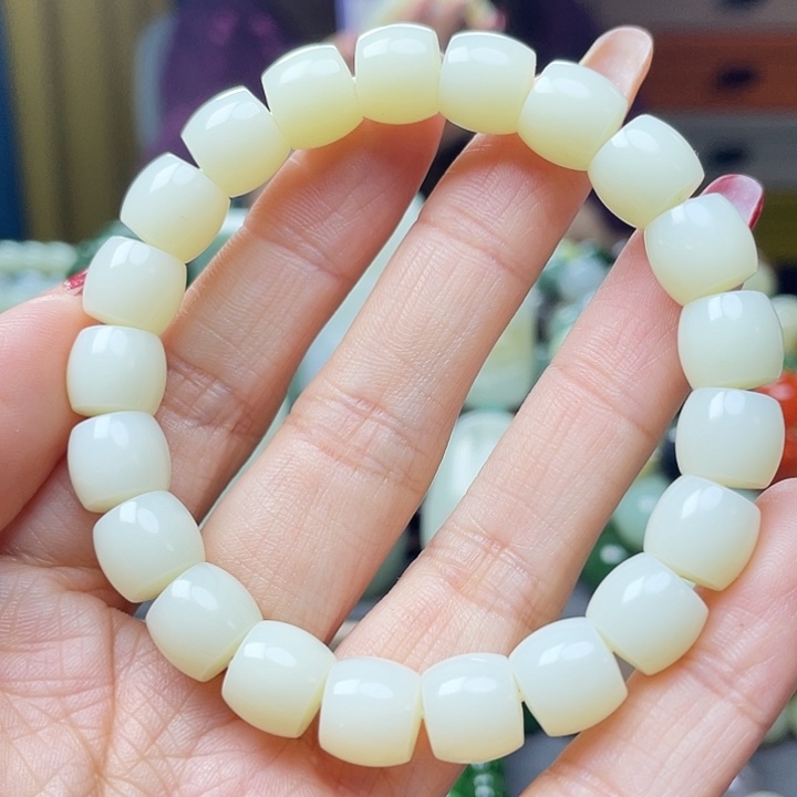 和田玉手链未镶嵌