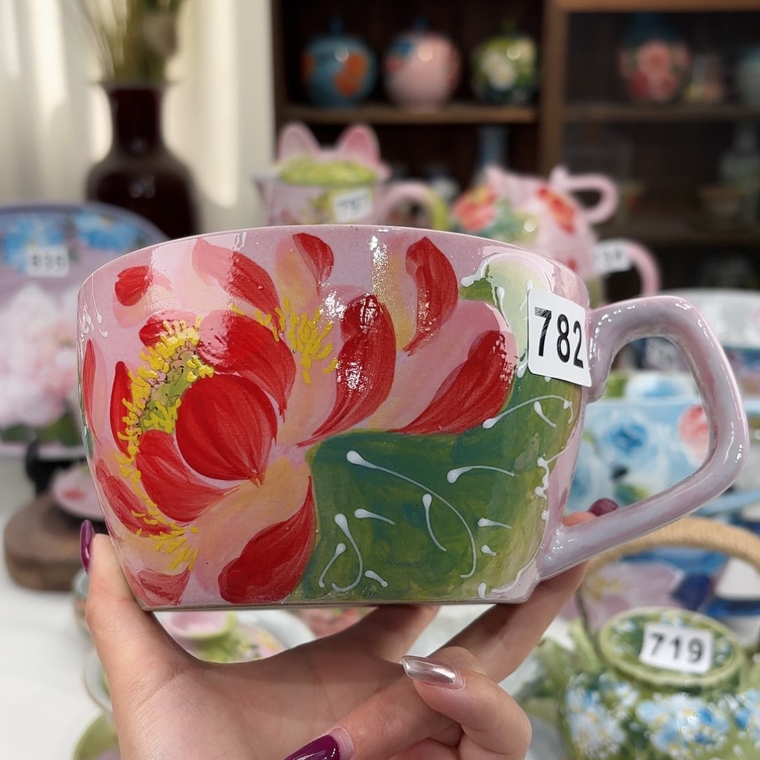 瓷片吃h哈哈哈哈哈哈哈哈哈哈哈