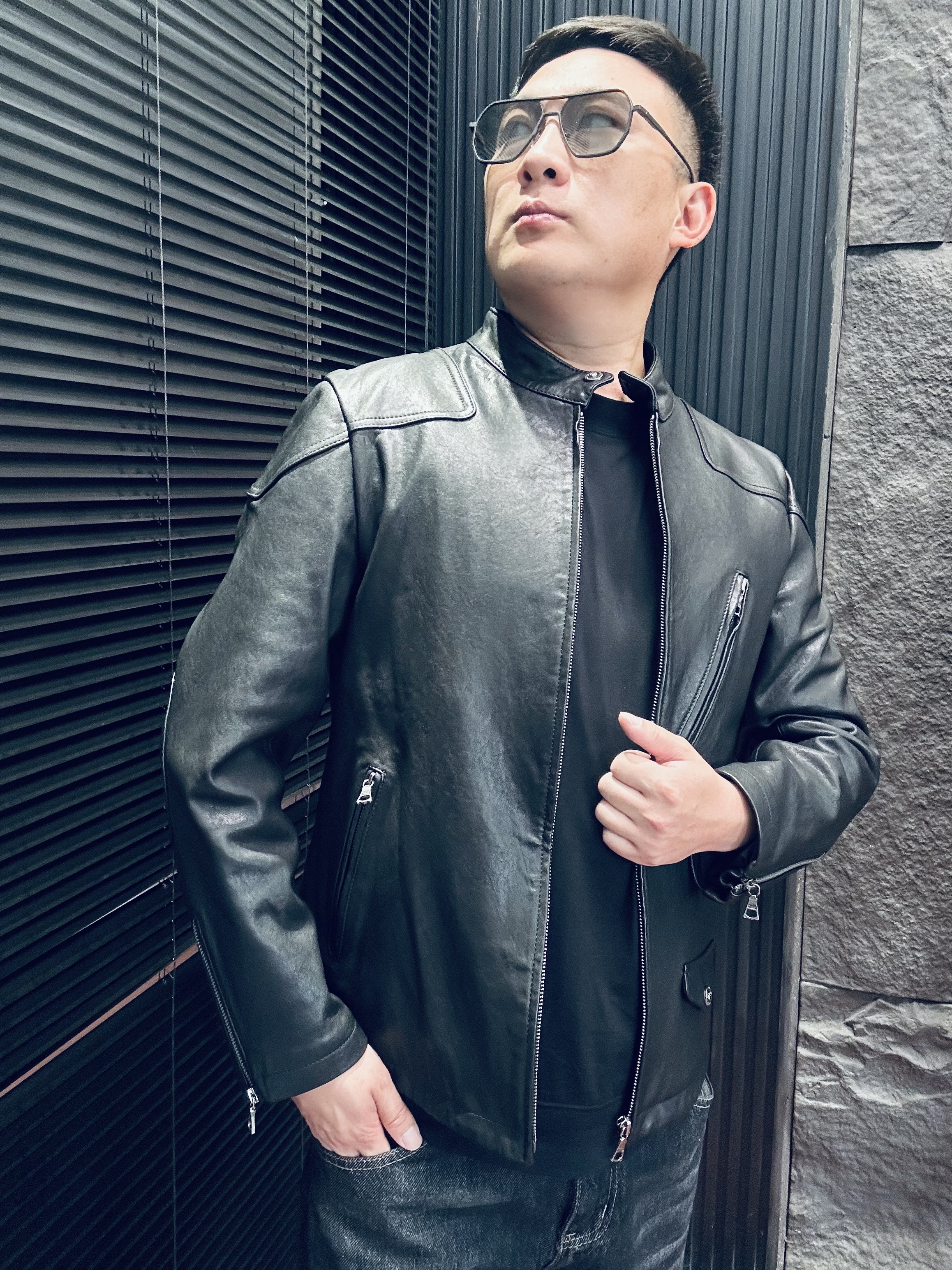 毒液全植渘真皮拉链修身型立领亮面皮衣春秋春季长款