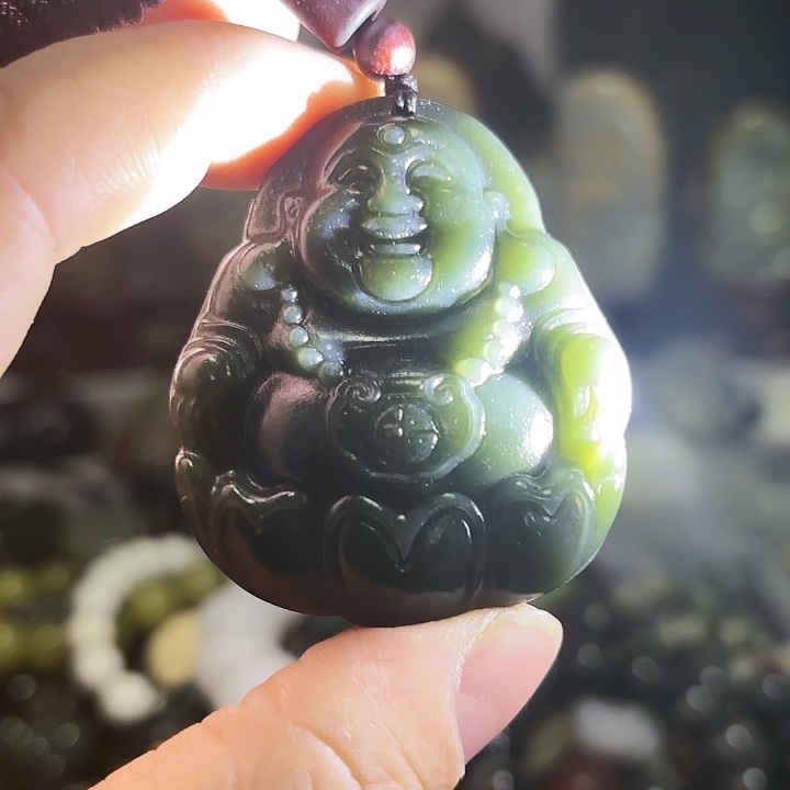 和田玉（糖玉）颈饰未镶嵌