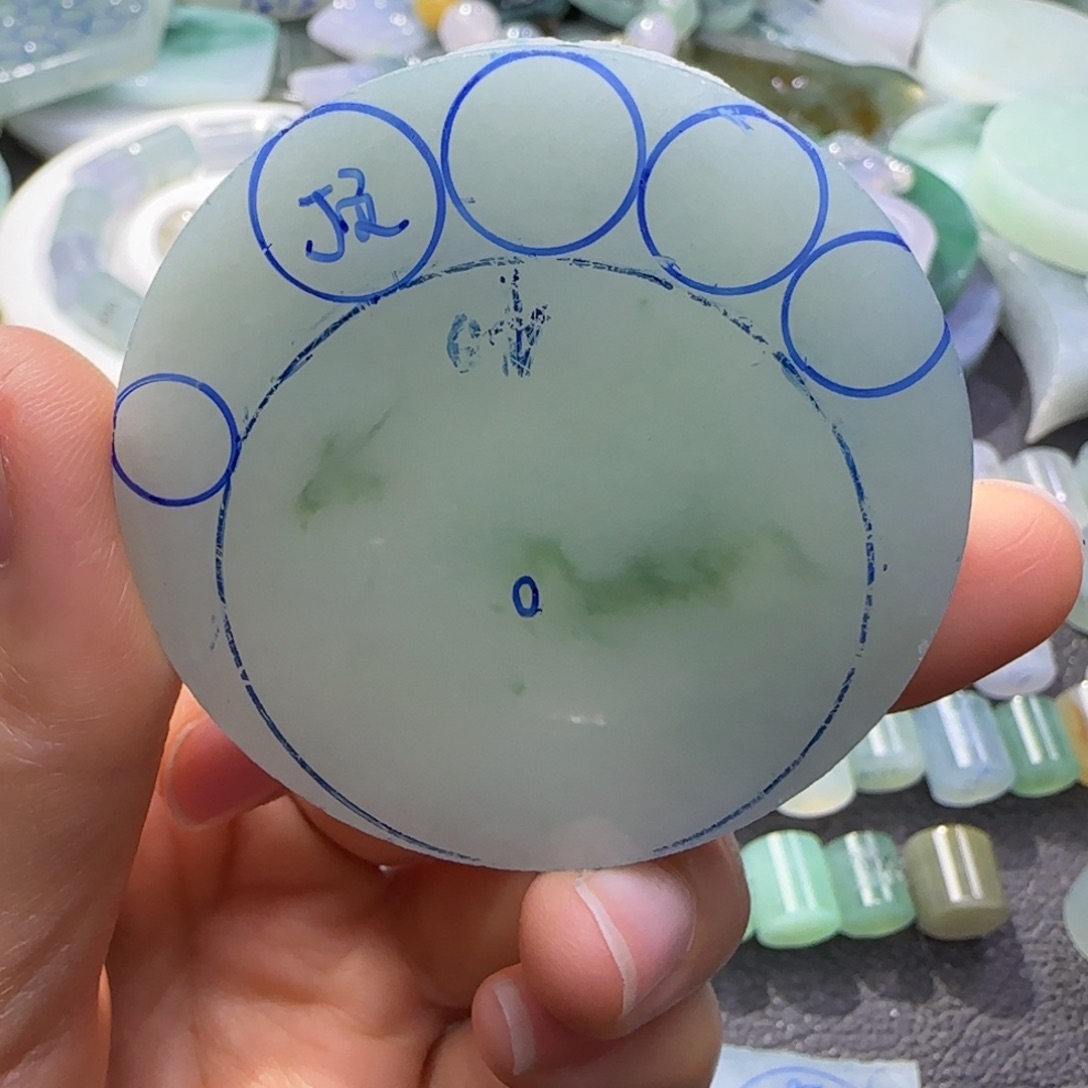 定制翡翠未镶嵌翡翠