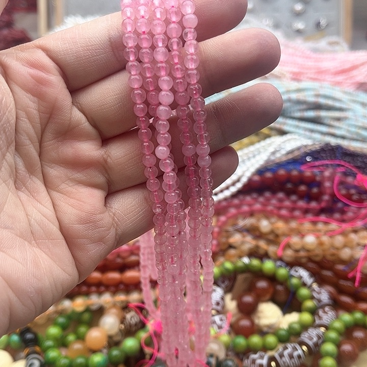 玛瑙/玉髓珠宝半成品未镶嵌一条4mm左右粉晶珠