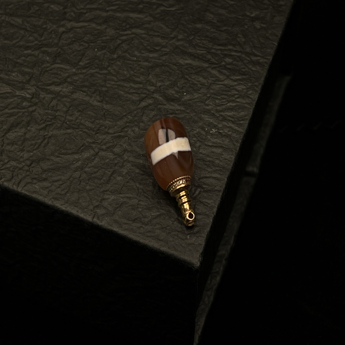 老玛瑙线珠 对孔10.5mm 高度23.5mm 厚度12mm