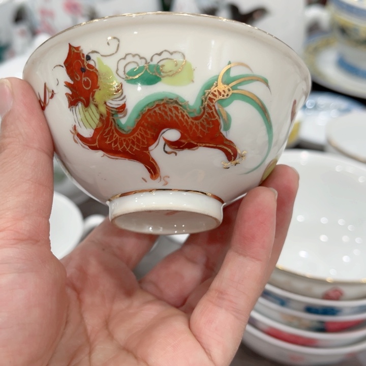 壶釉下五彩瓷的制作工艺