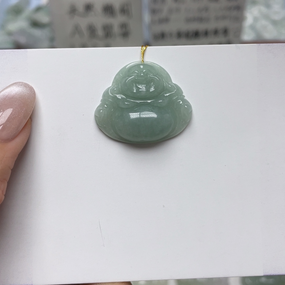 翡翠未镶嵌颈饰佛公