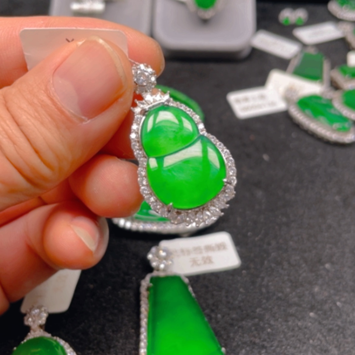 【闪购商品】翡翠颈饰银S925镶嵌吊坠