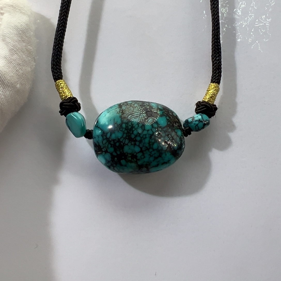 绿松石未镶嵌挂件