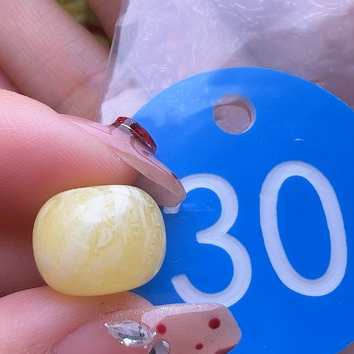 蜜蜡裸石未镶嵌12.6mm老型