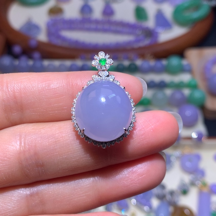 翡翠颈饰18K金镶嵌冰胶紫吊坠