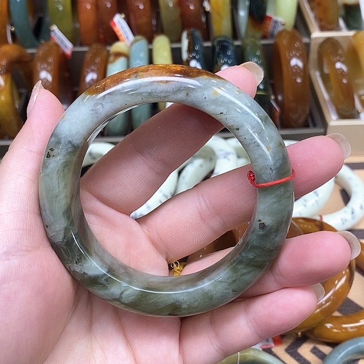 未镶嵌蛇纹石玉手镯