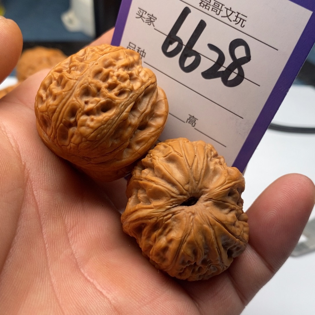 文玩核桃把件6628