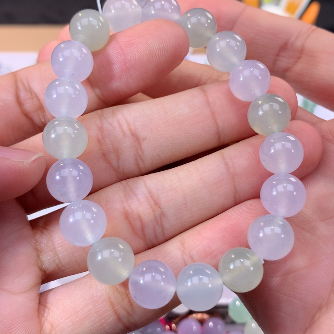 翡翠手链未镶嵌翡翠