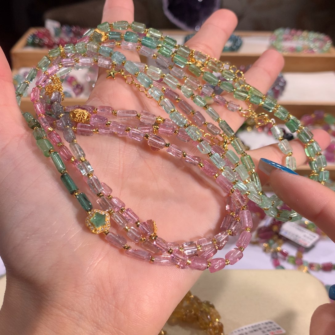 多样性发货一件未镶嵌碧玺