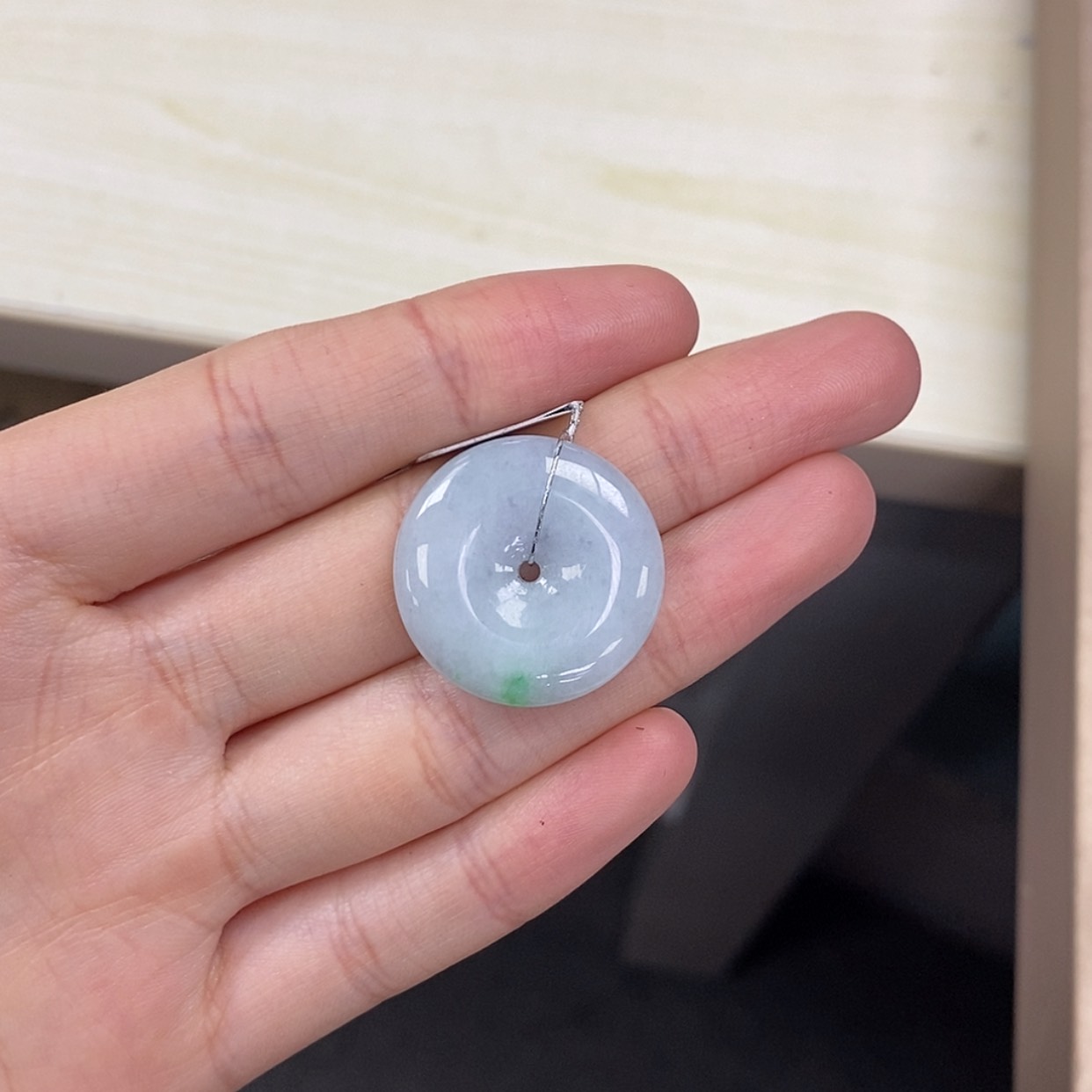 【闪购商品】翡翠颈饰未镶嵌平安扣