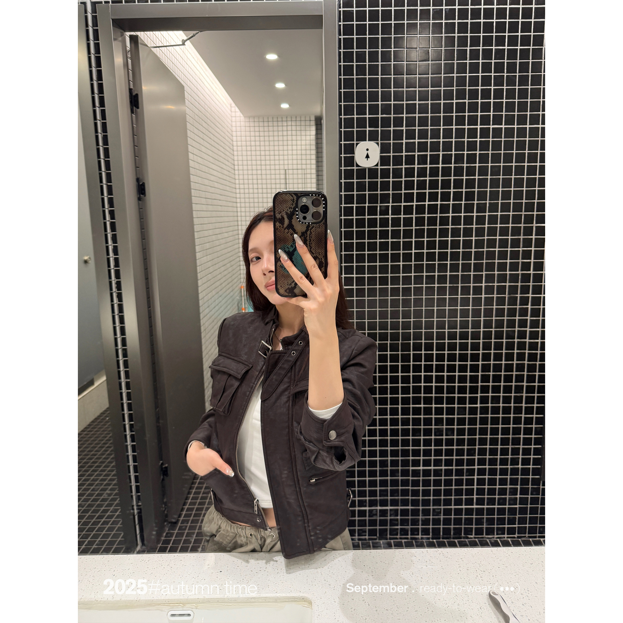 SUNONEONE 复古做旧短款工装皮衣外套女秋韩版气质机车上衣H1361W