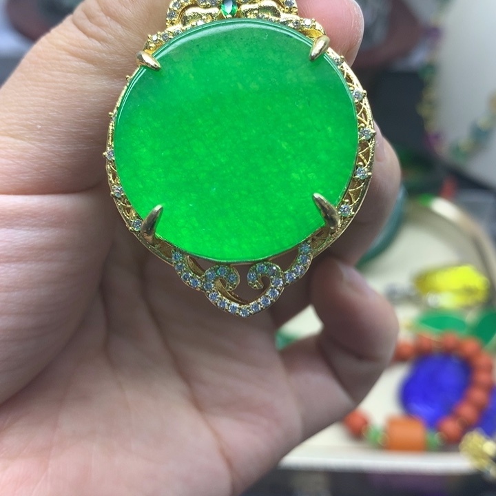 树脂制品吊坠尺寸