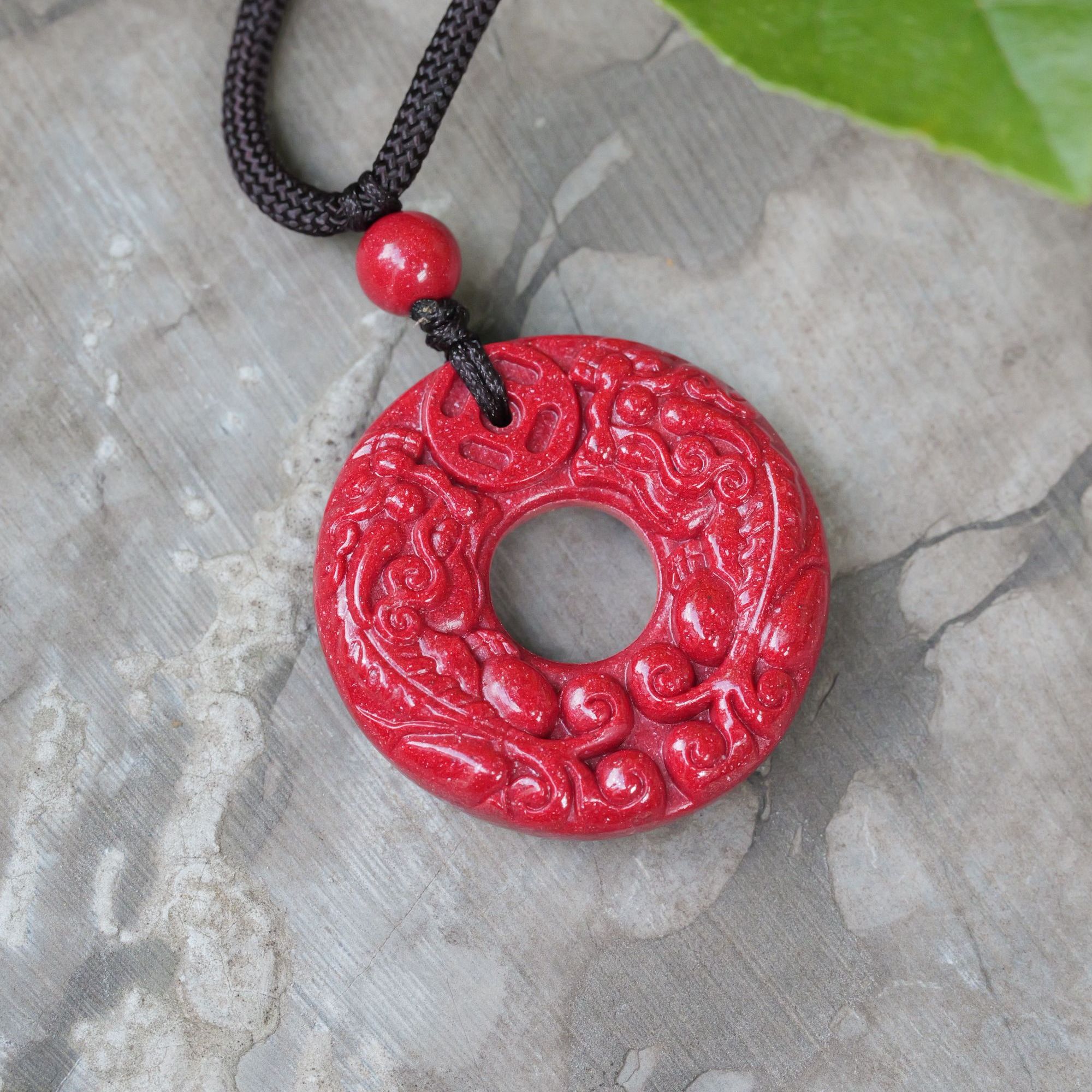 含辰砂工艺品天然高含量红晶砂双面貔貅朱砂平安扣吊坠