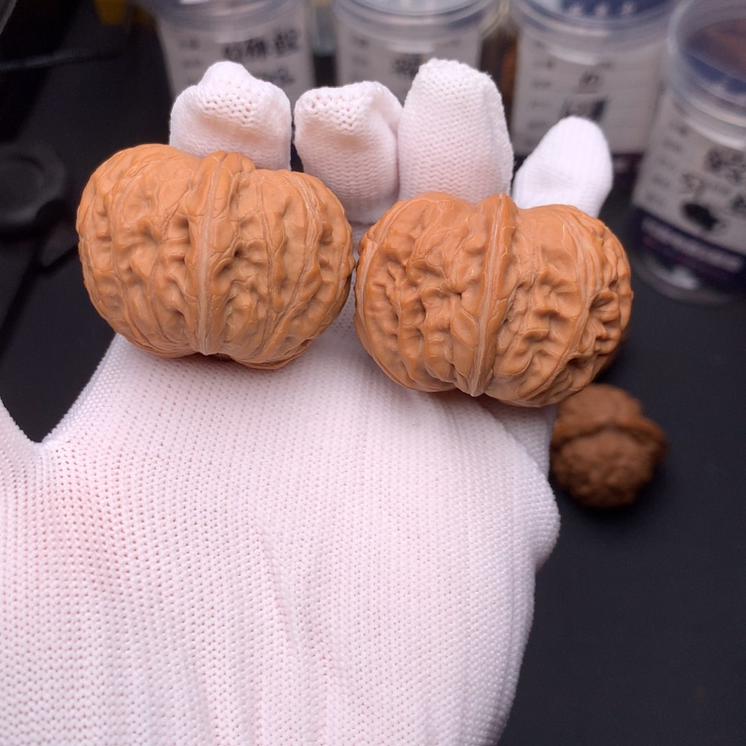 文玩核桃吊坠43元宝