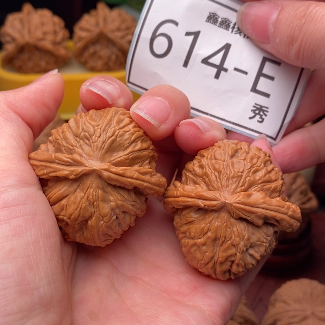 文玩核桃把件白狮41