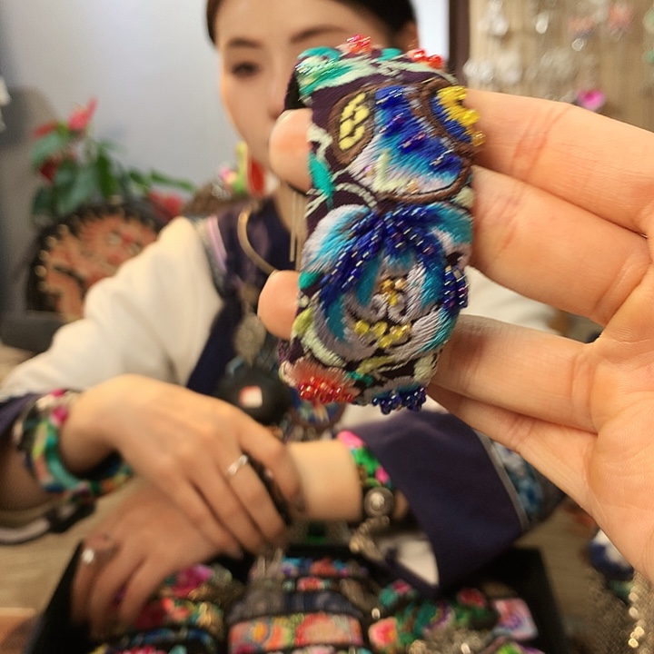 花岗石铁合金手镯