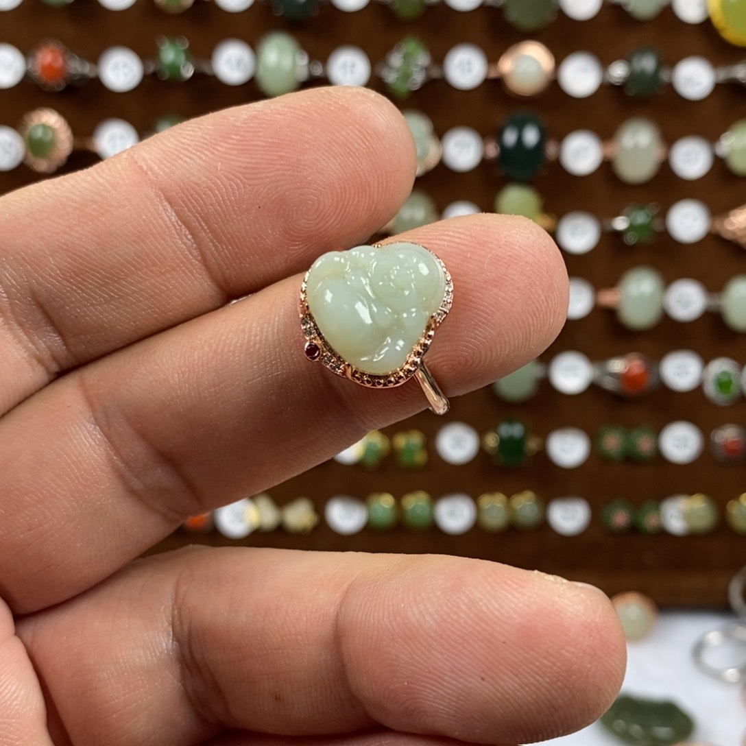 和田玉（青玉）戒指未镶嵌