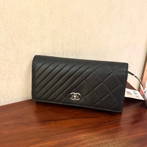95新 Chanel/香奈儿 香奈儿限定 黑银钱夹