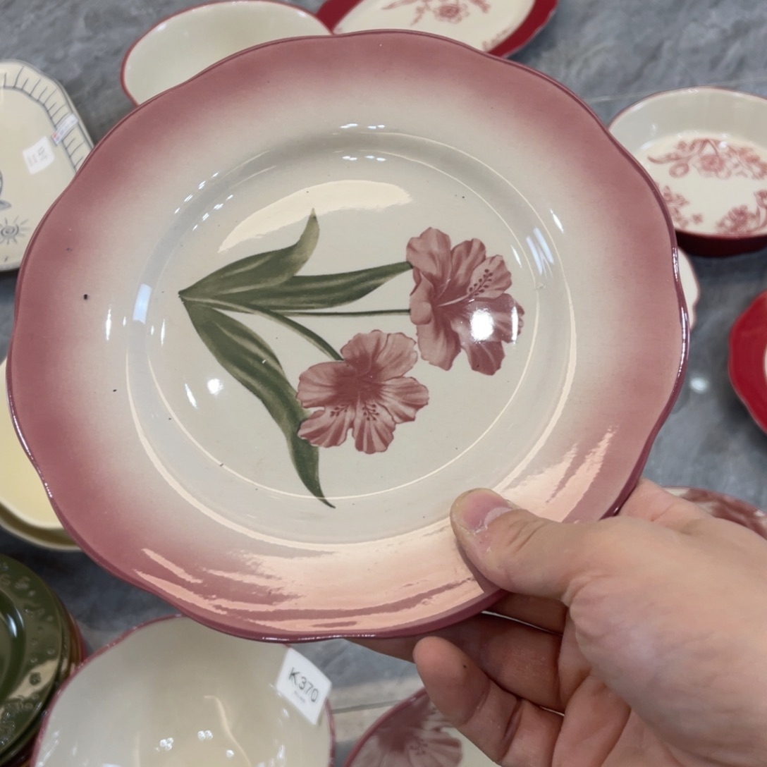 A***烦陶瓷微瑕餐具介意勿拍，满18飞！