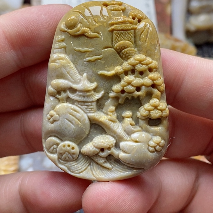 硅化珊瑚（珊瑚玉）颈饰未镶嵌