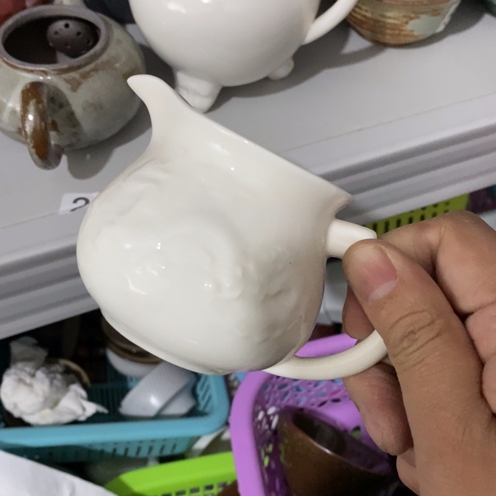 陶瓷艺术品及陶瓷壶