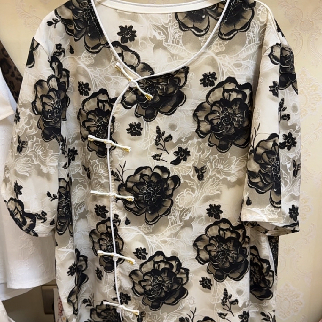 【晓林】洋气印花中袖宽松衬衫小衫，重工盘扣简约款