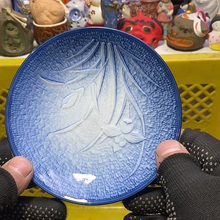 月*日本回流精品瓷器