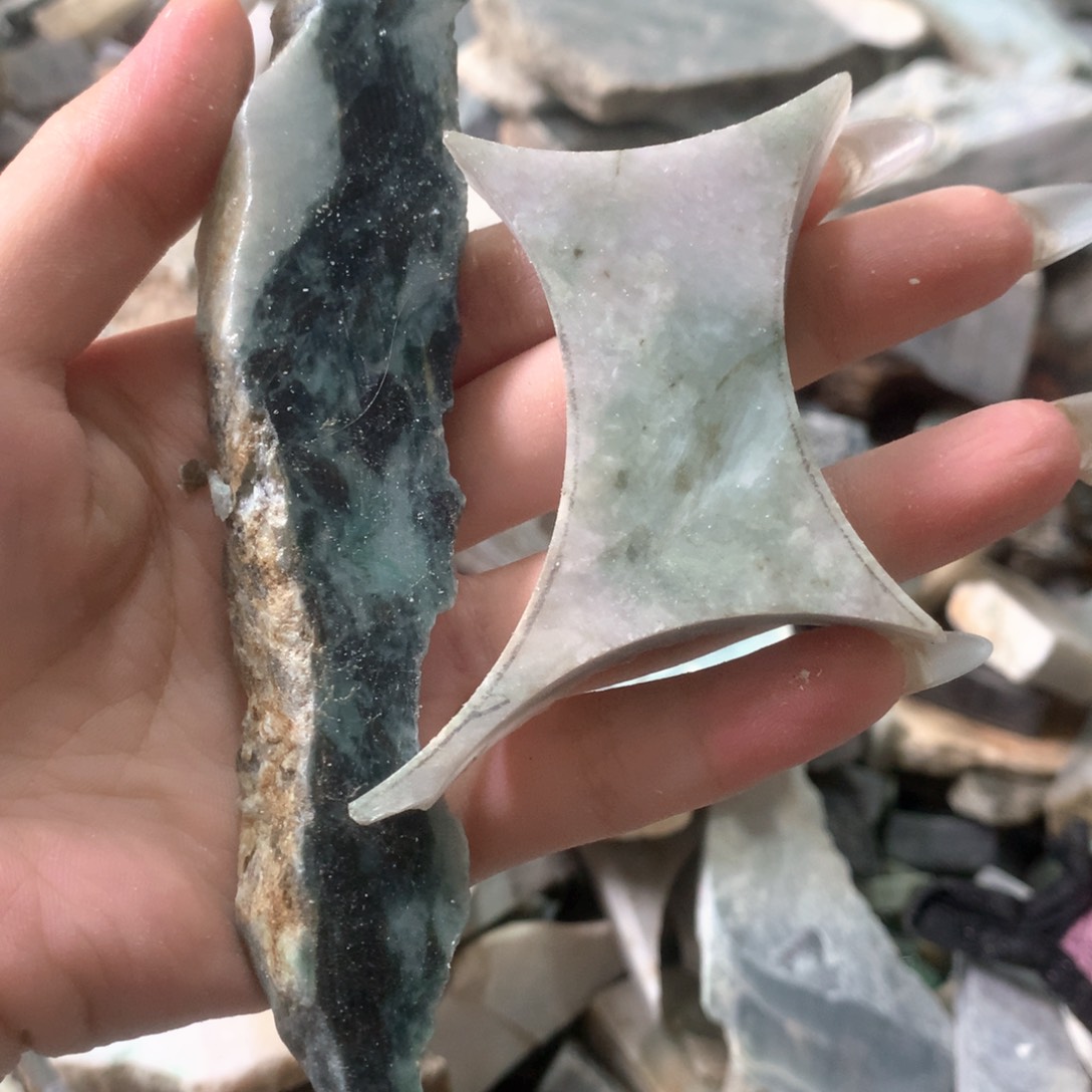 翡翠未镶嵌颈饰缅甸翡翠