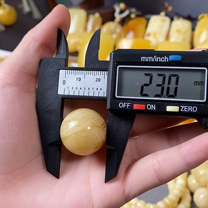 琥珀未镶嵌裸石圆珠