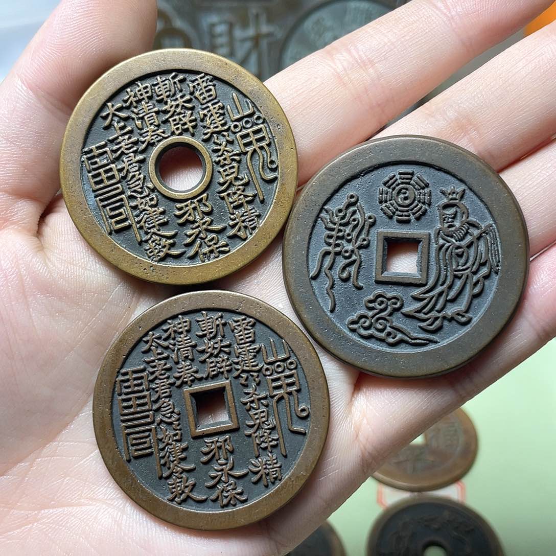 铜 经典天圆地方大真人老君组合山花