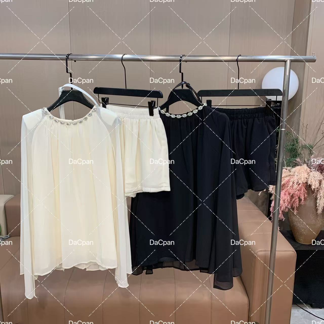 DACPAN-“爱琴海岸”重工水钻斗篷套装 上衣+短裤 2025/盼·PP 9652