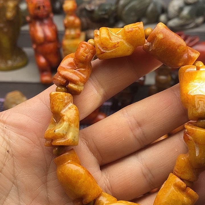 未镶嵌蛇纹石玉颈饰