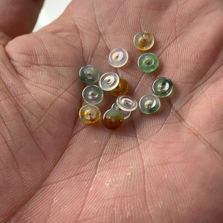 定制翡翠未镶嵌小*翡翠