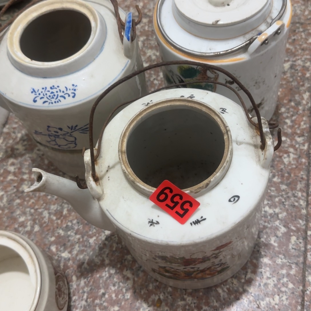 手**作木雕艺术家庭用品