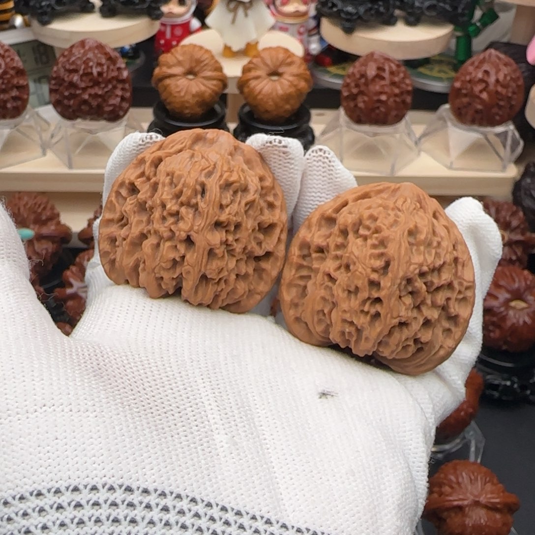 文玩核桃吊坠43全品三角疆