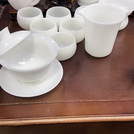 璞玉元宝盖碗套组