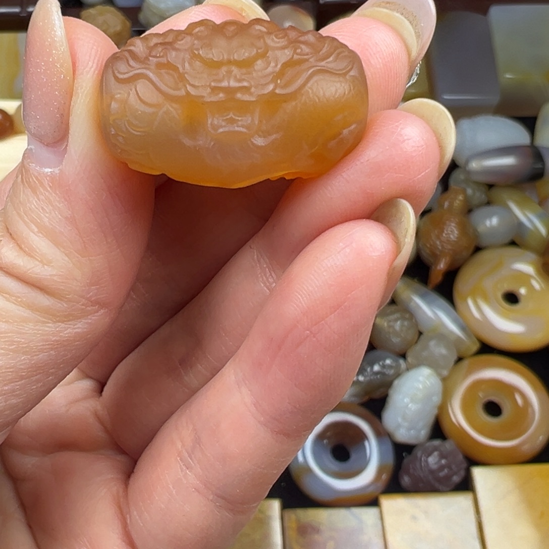 玛瑙/玉髓未镶嵌颈饰
