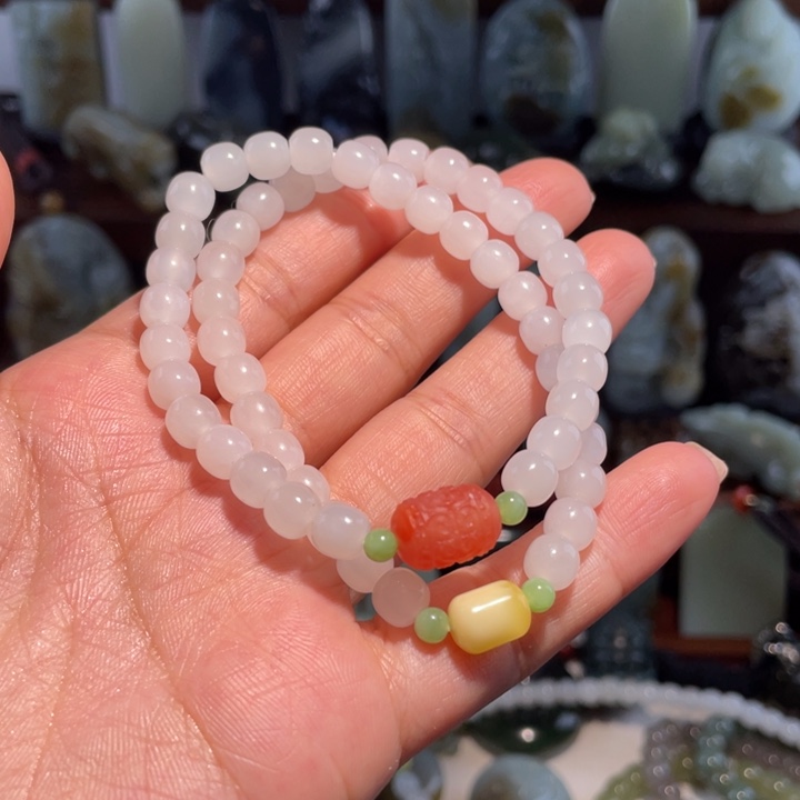 和田玉手串未镶嵌桑**桑吊坠